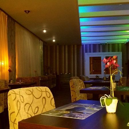 Abant Hotel Frankfurt โอเบิร์ทสเฮาเซน ภายนอก รูปภาพ