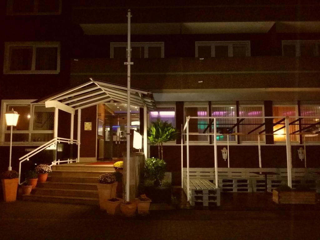 Abant Hotel Frankfurt โอเบิร์ทสเฮาเซน ภายนอก รูปภาพ
